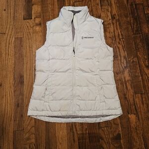 Women's Free Country White And Grey Zip Up Quilted Vest Size Small Guc Warm